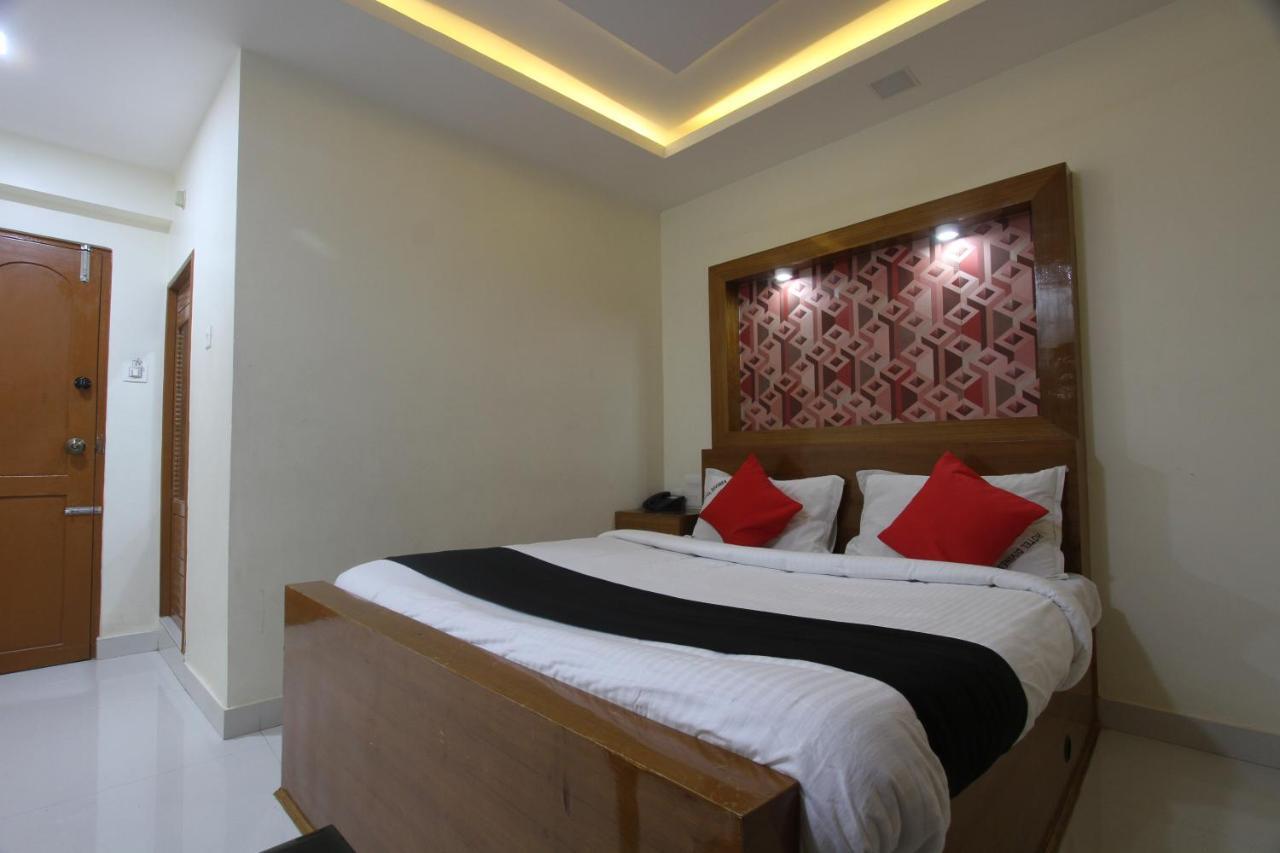 Divines Business Hotel Kuzhittura Dış mekan fotoğraf