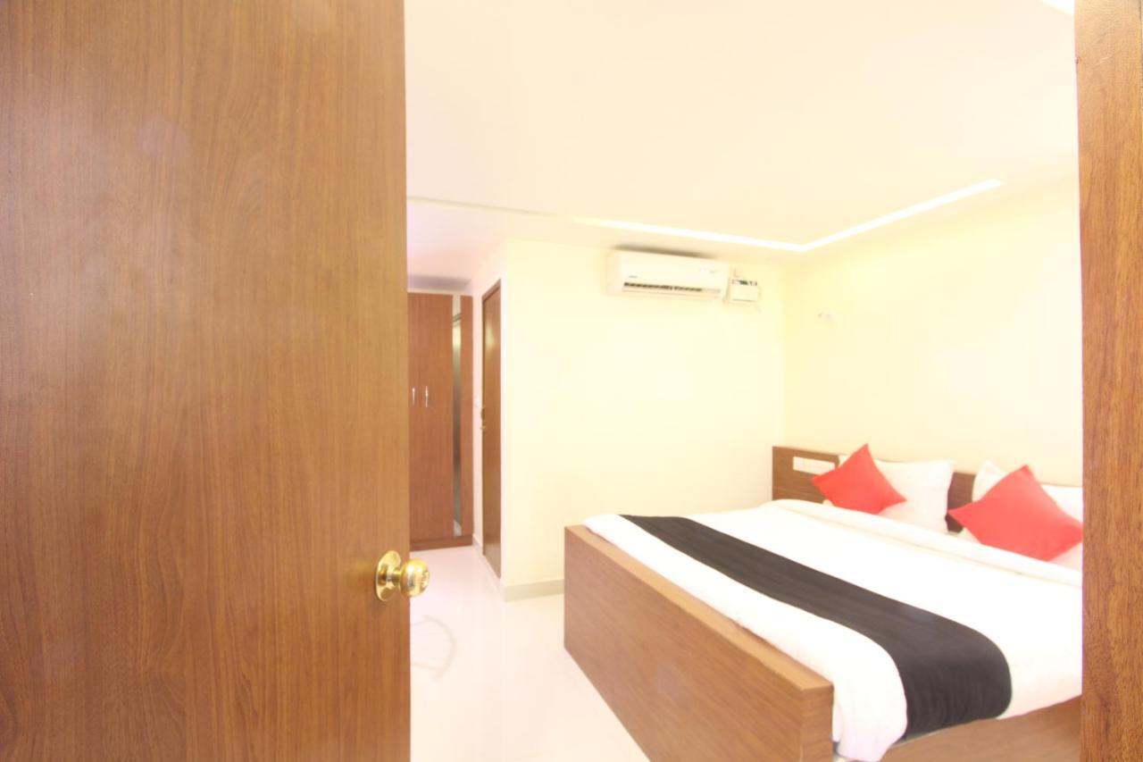 Divines Business Hotel Kuzhittura Dış mekan fotoğraf